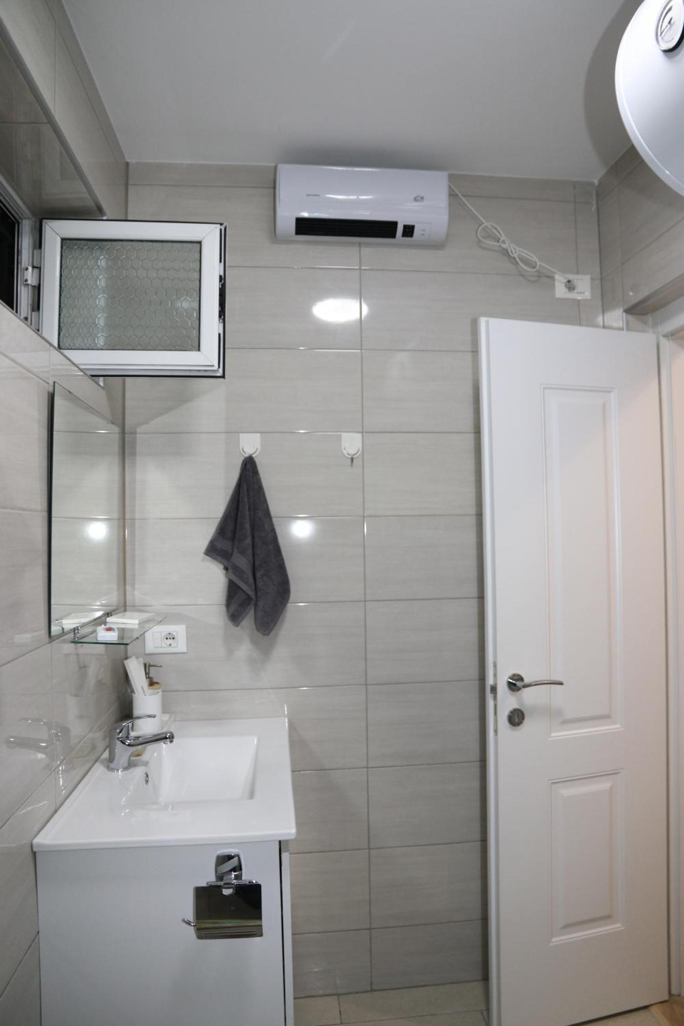Gray House Apartament *