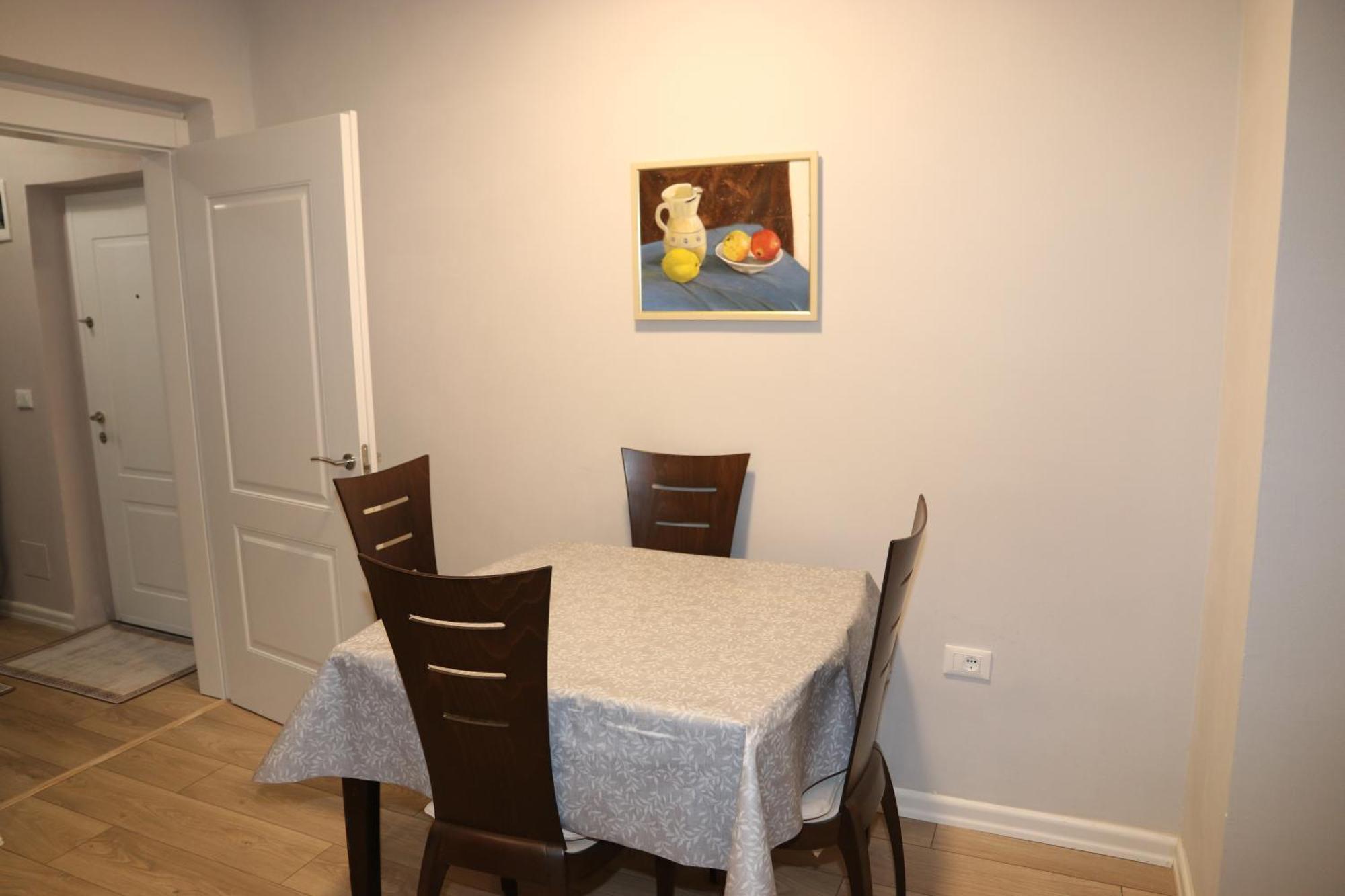 Gray House Apartament *